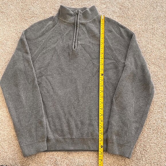 Express 100% Cotton Knit Gray Quarter-Zip Pullover Sweater - Picture 4 of 6